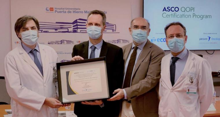El Hospital Puerta de Hierro recibe la certificación internacional que reconoce su excelencia en la atención a los pacientes oncológicos