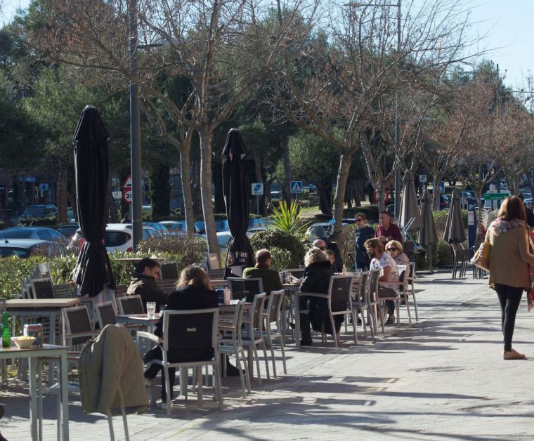 El Ayuntamiento de Pozuelo de Alarcón facilitará a los hosteleros de la ciudad la ampliación de las terrazas sin más trámites que la presentación de una Declaración Responsable