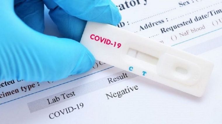 Díaz Ayuso alcanza dos acuerdos para hacer gratis desde febrero test de antígenos en farmacias y clínicas dentales en zonas con alta incidencia de COVID-19