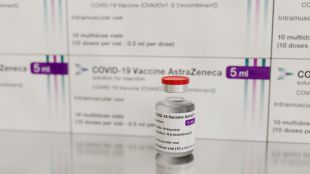 La Comunidad comenzará el lunes a administrar la segunda dosis de la vacuna a menores de 60 años que recibieron la primera de AstraZeneca