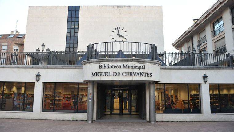 Biblioteca Municipal Miguel de Cervantes