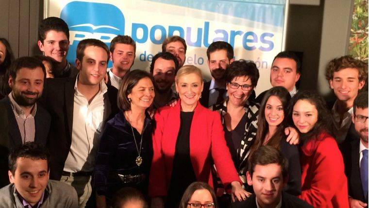 El PP de Pozuelo celebra su copa de Navidad con Cristina Cifuentes, Susana Pérez Quislant y Paloma Adrados