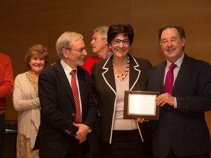 El Ayuntamiento de Pozuelo reconoce la labor de los profesores