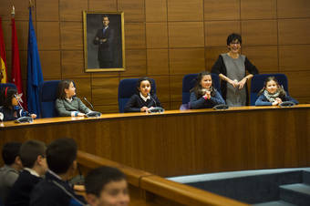 Los escolares de Pozuelo conocen la labor del Ayuntamiento en primera persona