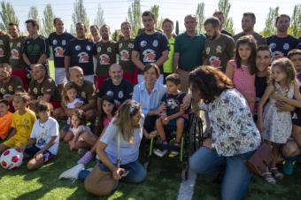 Un partido solidario de fútbol enfrenta a la Policía Municipal y Nacional de Pozuelo contra la Guardia Civil y Policía Local de Boadilla