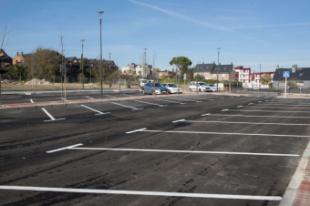 Abre al público el aparcamiento de la Calle Diamante que permitirá el estacionamiento de 130 vehículos