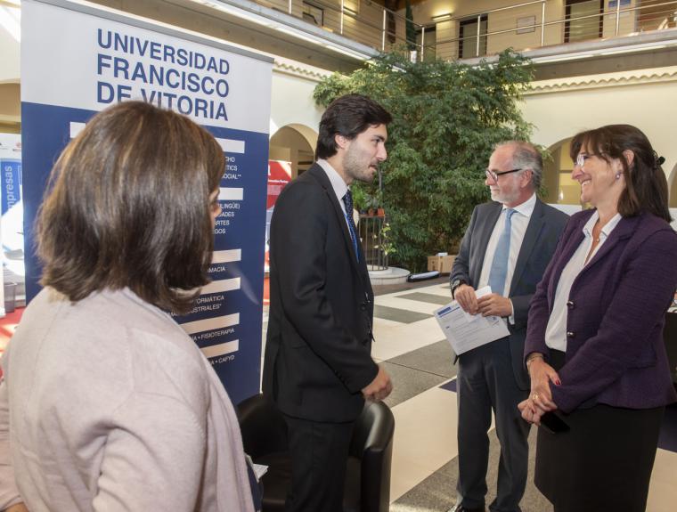 El Ayuntamiento celebra su I Foro de Formación Empleo y Empresas de Pozuelo con gran éxito de participación