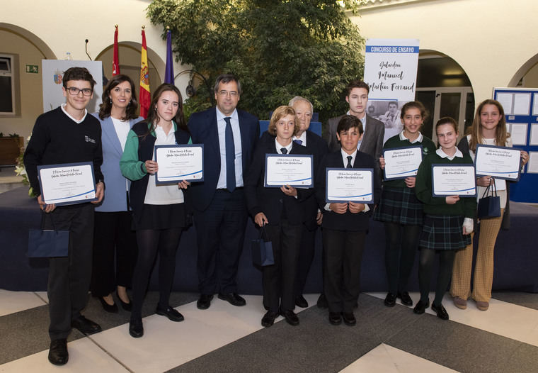 El Ayuntamiento de Pozuelo de Alarcón entrega los Premios del concurso escolar de ensayo “Manuel Martín Ferrand”
