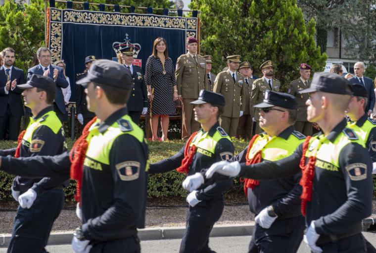 Multitudinario acto de Homenaje a la Bandera en Pozuelo de Alarcón