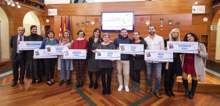 El Ayuntamiento entrega los Premios del Concurso de Escaparatismo Navideño que este año cumple su XX edición