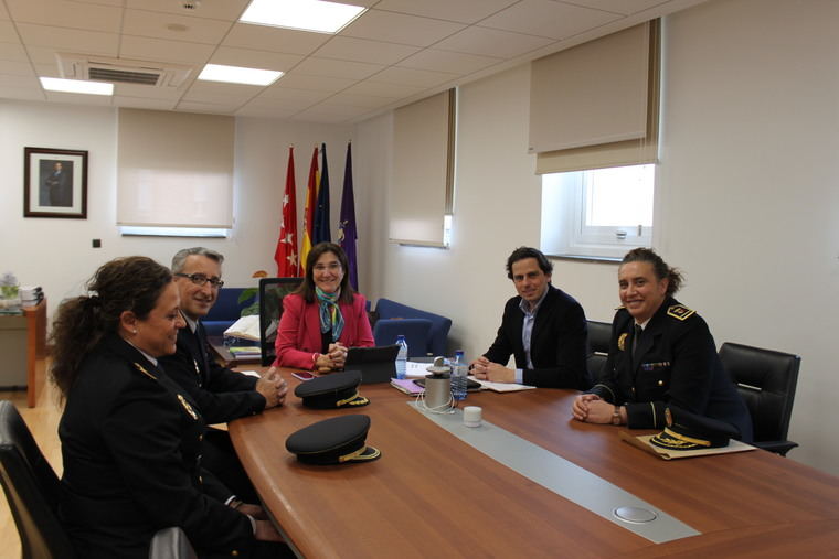 La alcaldesa felicita al nuevo comisario de Policía Nacional en Pozuelo y acuerdan nuevos planes de actuación en materia de seguridad