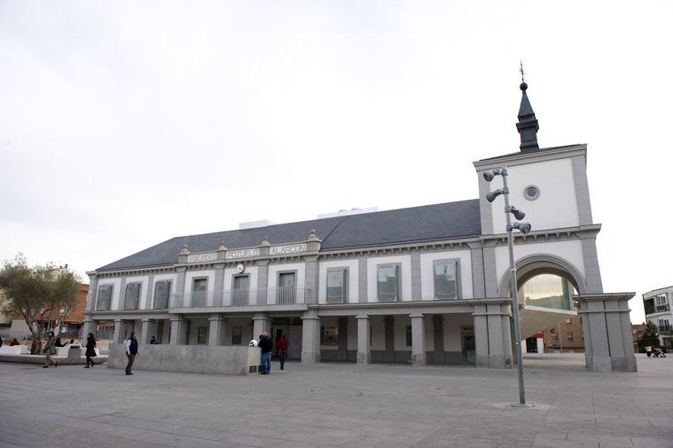 El Ayuntamiento da un paso más en la mejora del centro de Pozuelo con la próxima instalación de una cubierta textil en la Plaza del Padre Vallet