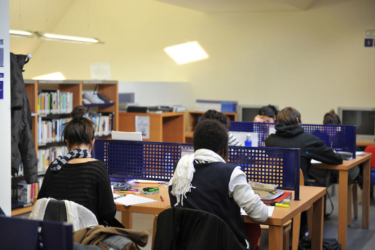 Reabren las salas de estudio y lectura de las bibliotecas municipales Miguel de Cervantes y ESIC