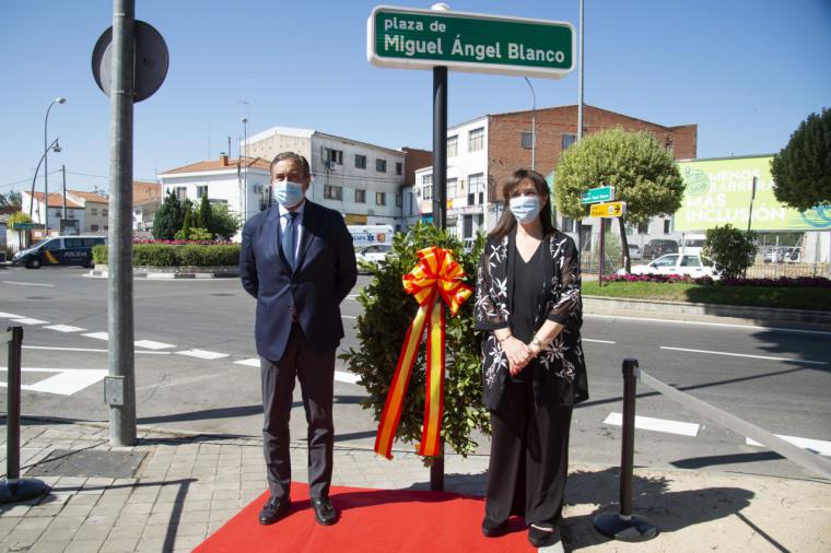 El Ayuntamiento recuerda a Miguel Ángel Blanco en el XXIII aniversario de su asesinato