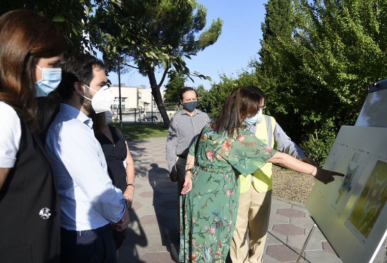 En marcha la nueva rotonda que mejorará la seguridad vial en el entorno de la Avenida Juan XXIII y la calle Mártires Oblatos de Pozuelo