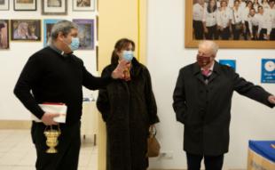 La alcaldesa visita el Belén de la Congregación de Nuestra Señora de la Consolación