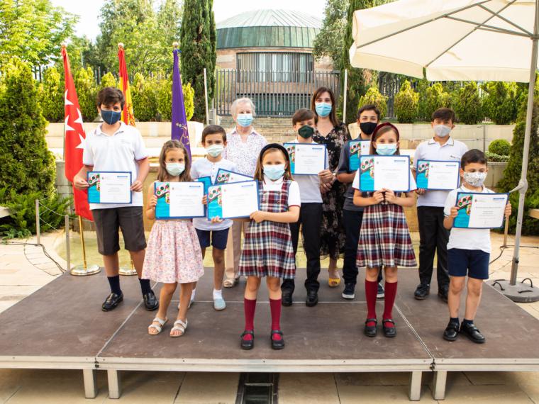 Entrega de los premios del “Concurso Escolar de Poesía e Ilustración Gerardo Diego” a los alumnos de Primaria y Secundaria