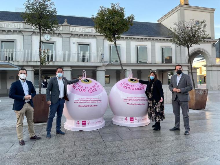 Pozuelo de Alarcón se suma a la campaña solidaria “Recicla Vidrio por ellas' con motivo del Día Mundial contra el Cáncer de Mama