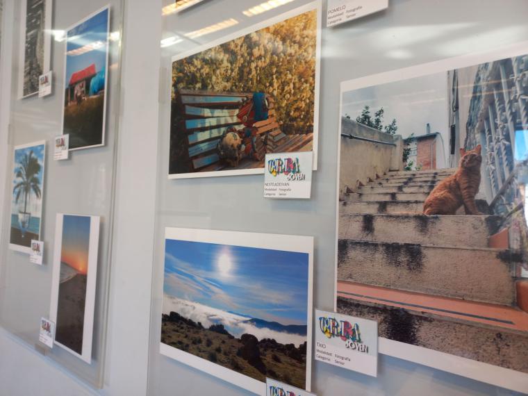 La exposición de las obras presentadas al certamen Cre@ Joven se puede visitar desde este viernes en el CUBO Espacio Joven