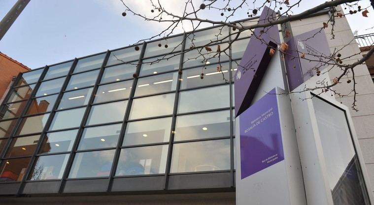 Practica inglés, francés o alemán con las tertulias que se organizan en la Biblioteca Rosalía de Castro