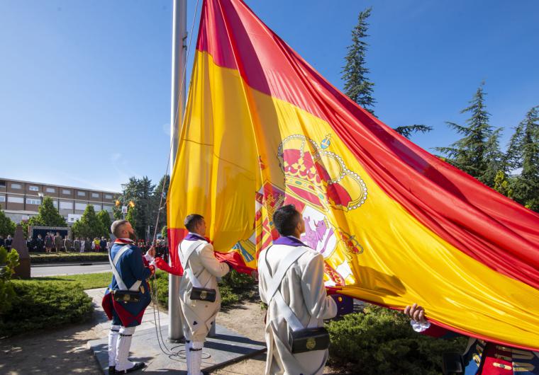El homenaje a la bandera se celebrará el día 30 de octubre en vez del 12, día de la Hispanidad