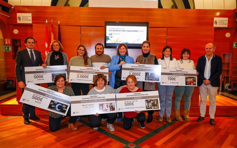 Estos son los trabajos más creativos galardonados en el concurso de escaparatismo navideño