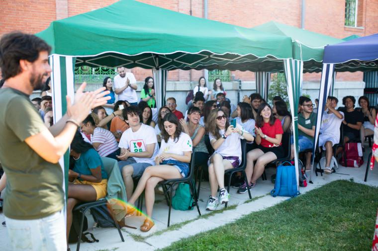 Cerca de un centenar jóvenes contagian Pozuelo de Alarcón del entusiasmo de la JMJ de Lisboa