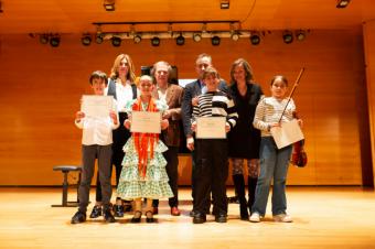 La Escuela Municipal de Música y Danza premia a sus mejores alumnos con la entrega de los diplomas a la Excelencia
