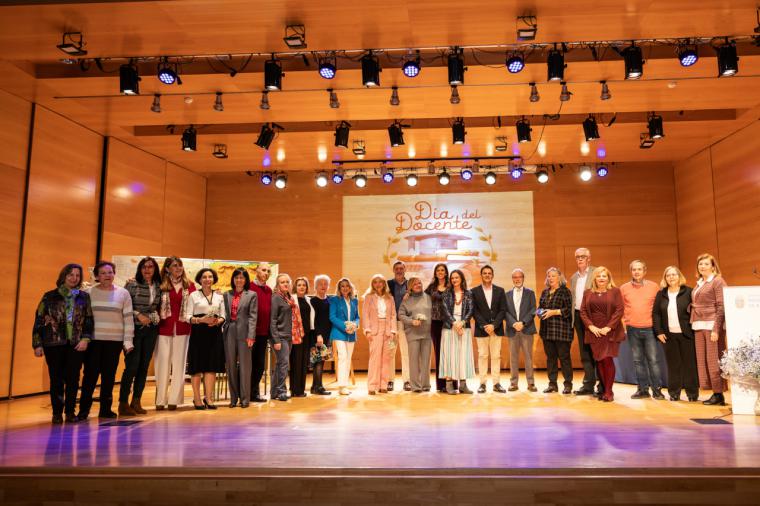 Pozuelo de Alarcón enaltece la labor de los profesores en la celebración del Día del Docente