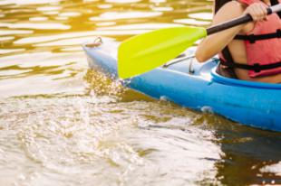 Los jóvenes de Pozuelo podrán disfrutar en julio de campamentos de multiaventura y náuticos en Valladolid y Murcia