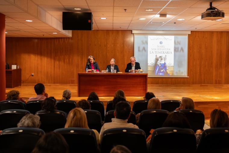 Isabel San Sebastián y Antonio Pérez Henares han presentado sus nuevas novelas en Pozuelo