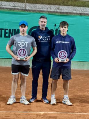 David y Dani Eusamio se consagran campeones de Madrid en dobles junior por segundo año consecutivo