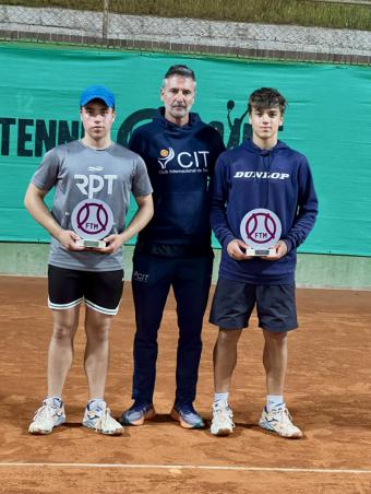 David y Dani Eusamio se consagran campeones de Madrid en dobles junior por segundo año consecutivo