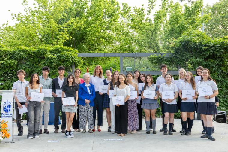El Ayuntamiento de Pozuelo de Alarcón premia la creatividad juvenil en el Concurso Escolar de Poesía e Ilustración
