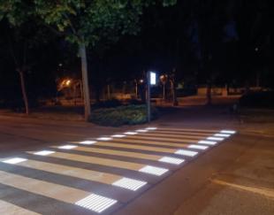 Pozuelo de Alarcón implementa 17 pasos de cebra inteligentes con tecnología LED para mejorar la seguridad vial