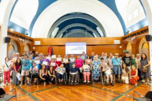 El Ayuntamiento de Pozuelo de Alarcón reconoce a 50 alumnos con diplomas en talleres para personas con discapacidad