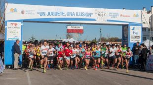 La alcaldesa presenta la IV Carrera Solidaria “Un juguete, una ilusión”