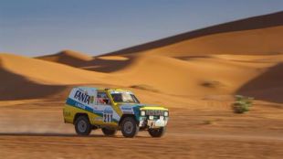 El emblemático Nissan Patrol del París Dakar 1987 vuelve a las dunas del Sáhara