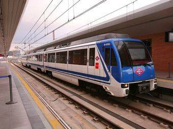 Metro modifica sus horarios por la celebración de la Nochebuena y Navidad