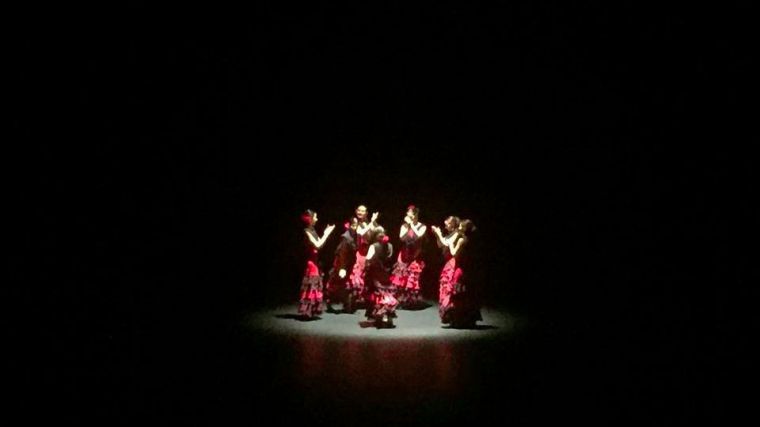 La actuación de la Escuela de Danza Trinidad Artíguez recauda 6.105 euros a favor de Cruz Roja Pozuelo
