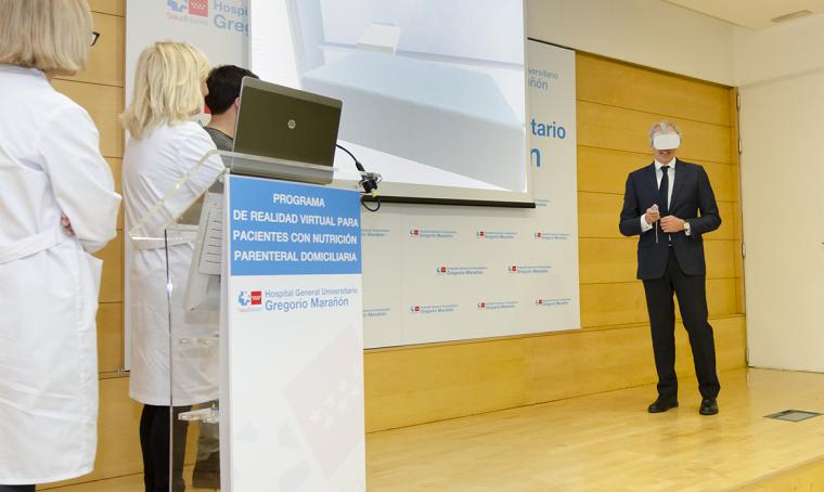 La sanidad pública madrileña diseña la primera herramienta de realidad virtual para pacientes con nutrición mediante catéter