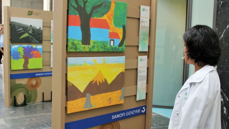 El Clínico San Carlos muestra en una exposición las esperanzas de personas con enfermedades raras