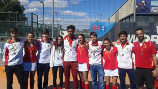 10 pozueleros Subcampeones de España de hockey