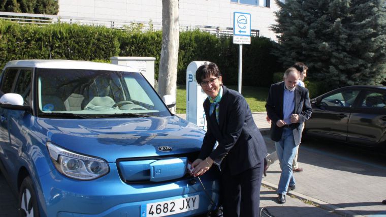 La flota del parque móvil municipal de Pozuelo ya cuenta con un nuevo coche eléctrico
