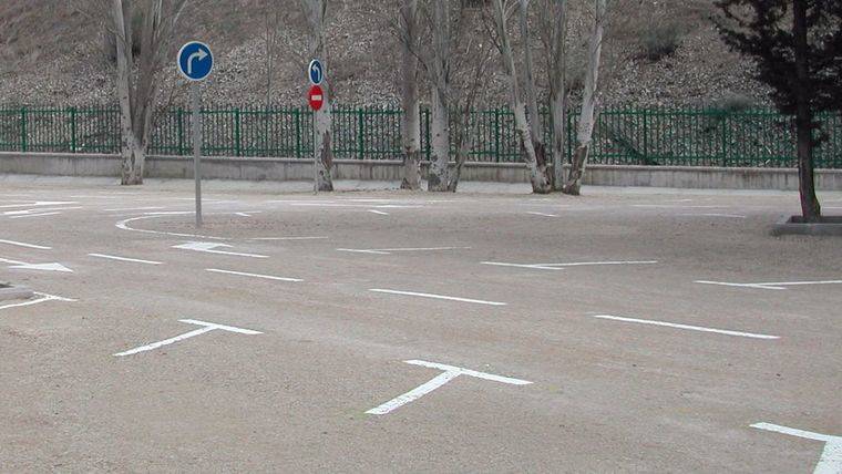 Cortes de tráfico y estacionamiento en la calle Doctor Cornago