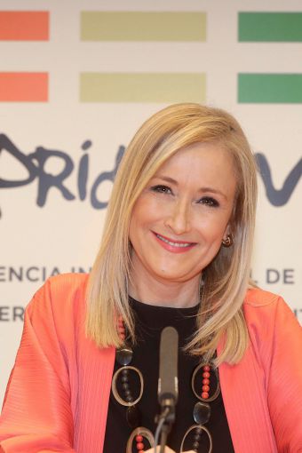 Cifuentes afirma que respetar a las personas LGTBI es respetarnos como sociedad