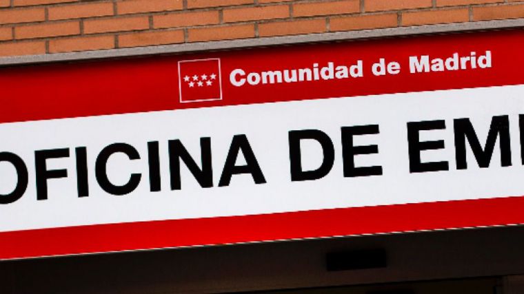 El paro baja en Madrid en 114.100 personas en un año, hasta el 13,04%, nivel de 2008