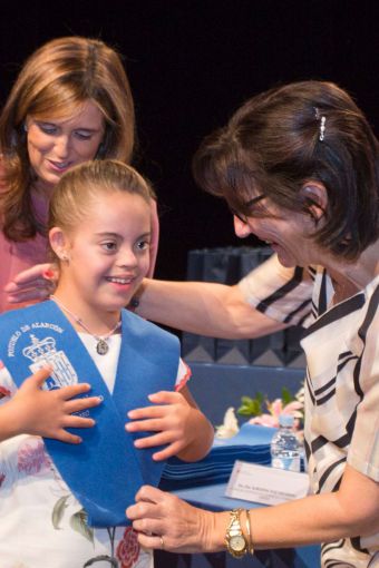 El Ayuntamiento reconoce el mérito y la excelencia académica de los alumnos de Primaria y Secundaria de la ciudad