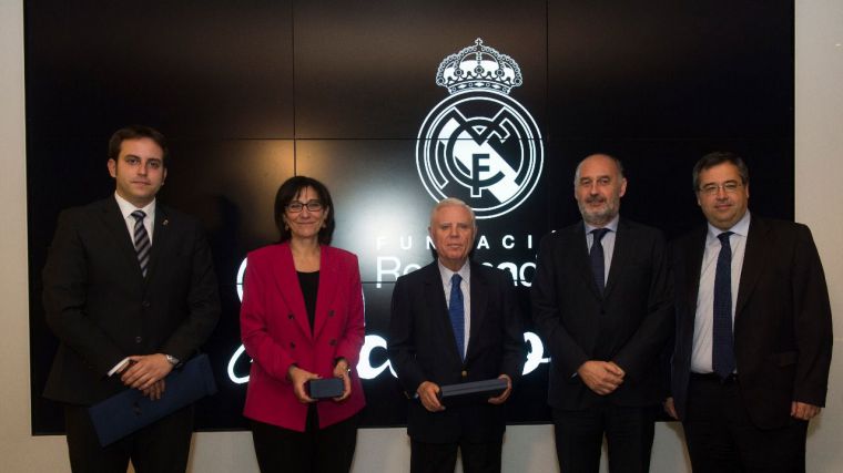 El Ayuntamiento y la Fundación Real Madrid renuevan su convenio de colaboración para la Escuela de Fútbol en el Polideportivo El Pradillo