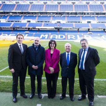 El Ayuntamiento y la Fundación Real Madrid renuevan su convenio de colaboración para la Escuela de Fútbol en el Polideportivo El Pradillo